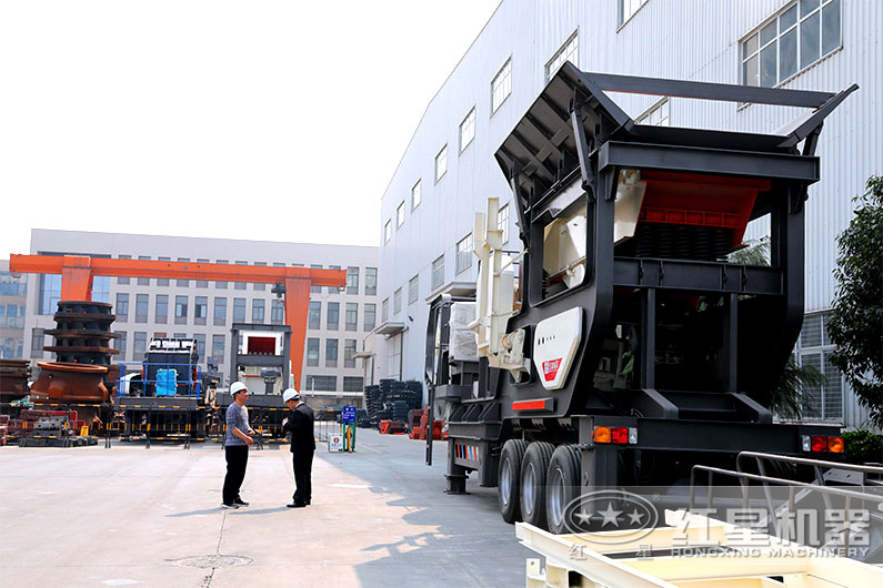 河南紅星機(jī)器白云石破碎機(jī)廠家實(shí)拍 河南紅星機(jī)器白云石破碎機(jī)廠家實(shí)拍